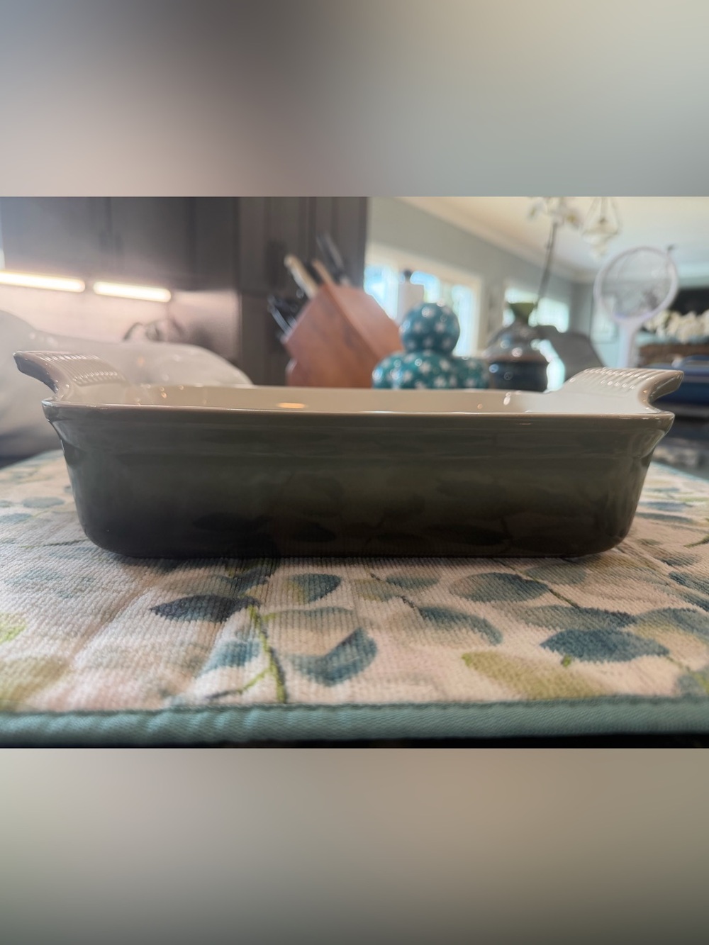 NEW Le Creuset Heritage Rectangular Baker Dish 2.5 Qt 26cm in RARE Thyme Green